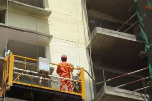 外墻保溫層怎么做 現(xiàn)場發(fā)泡聚氨酯噴涂機(圖4) 外墻保溫層現(xiàn)場發(fā)泡聚氨酯噴涂案例